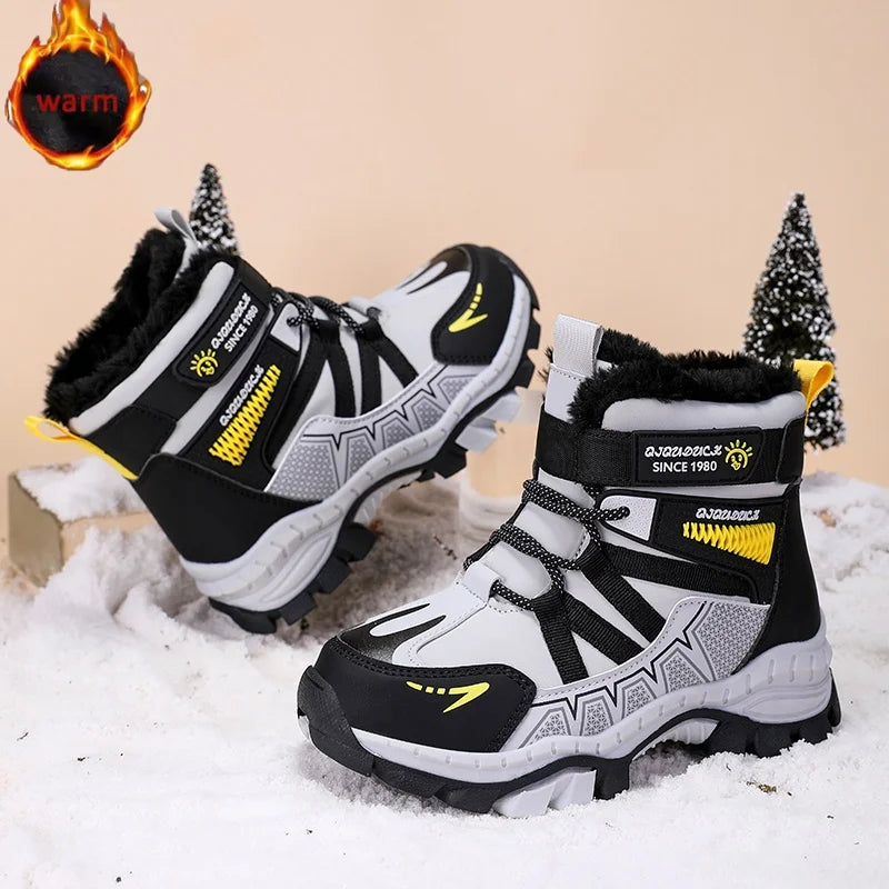 Children's outdoor winter snow boots by Corporación Turística, stylish and warm for kids' winter outdoor activities.