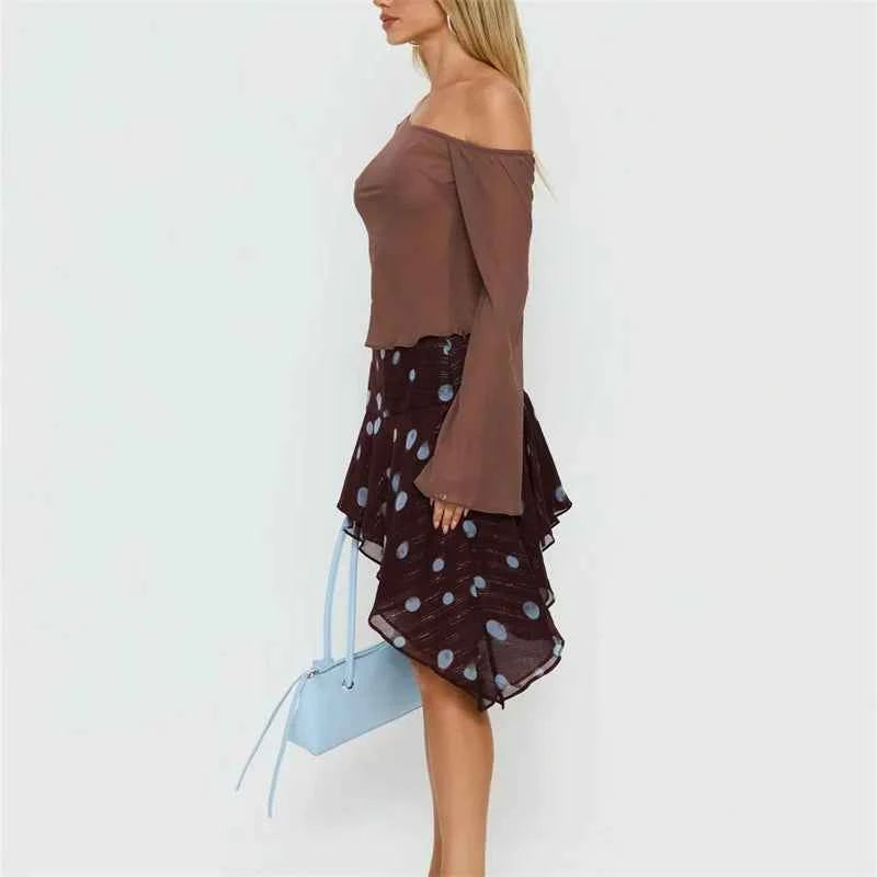 Transparente minifalda de lunares para mujer de malla, en color marrón, diseñada por Corporación Turística.