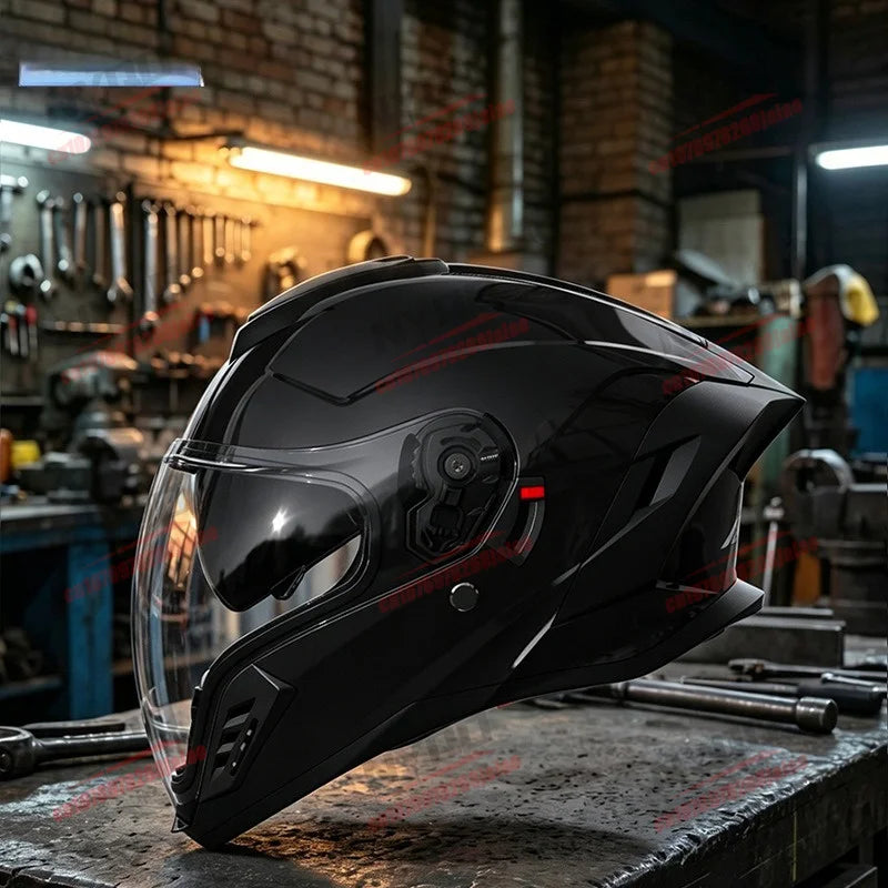 Open-face unisex motorcycle helmet with dual lenses, suitable for four seasons, from Corporación Turística, designed for protection and comfort.
