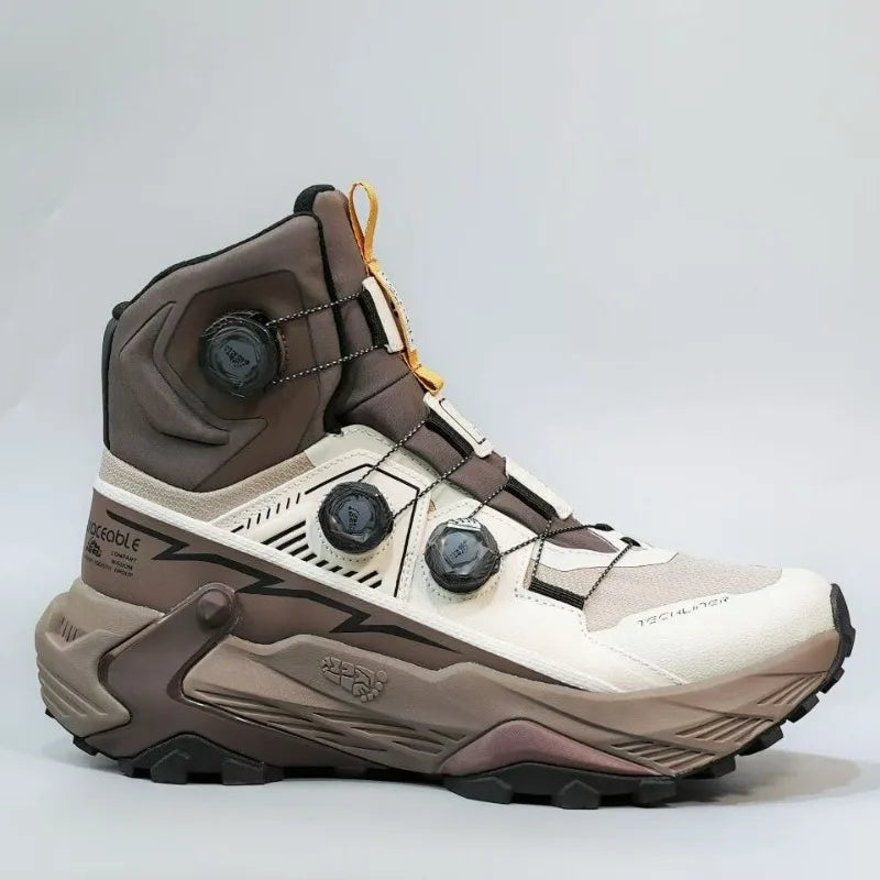 Black climbing and hiking shoes from Corporación Turística, size 37, showing durable design and rugged sole for outdoor activities.