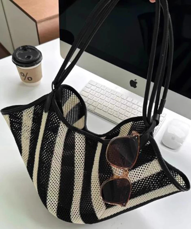 Black HIGHREAL Forest crossbody bag featuring a lazy style design, ideal for casual wear and everyday use.