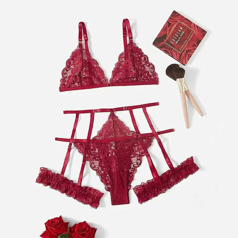 Black plus size women's lingerie from Corporación Turística, stylish and comfortable undergarments for larger sizes.
