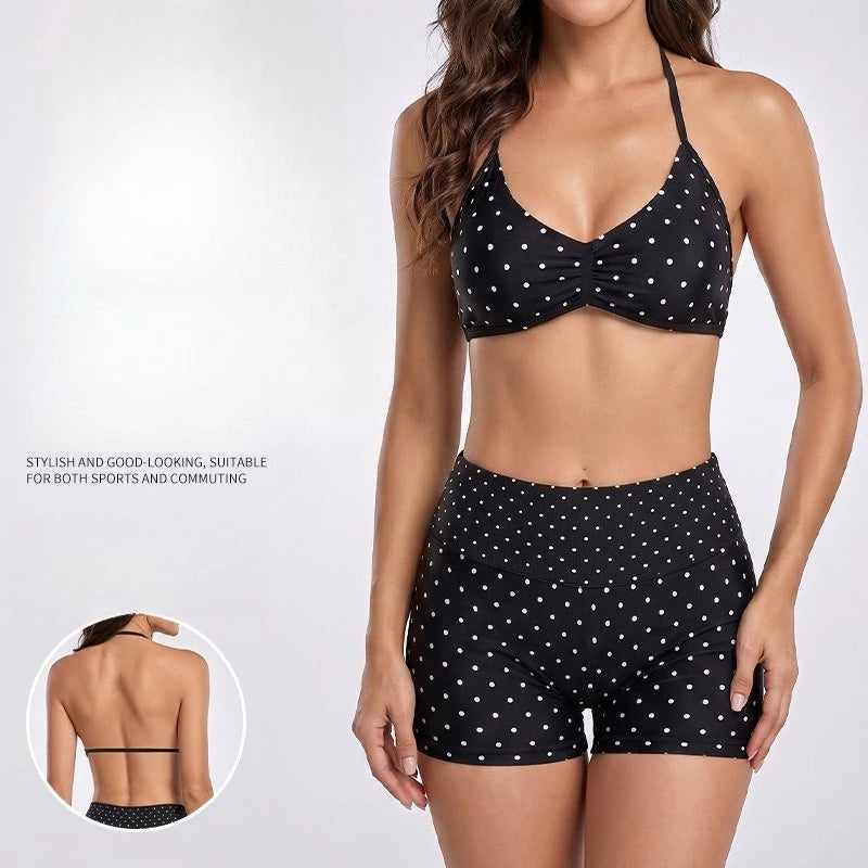 Black women's yoga sports set with printed design from Corporación Turística, ideal for comfortable exercise and yoga sessions.