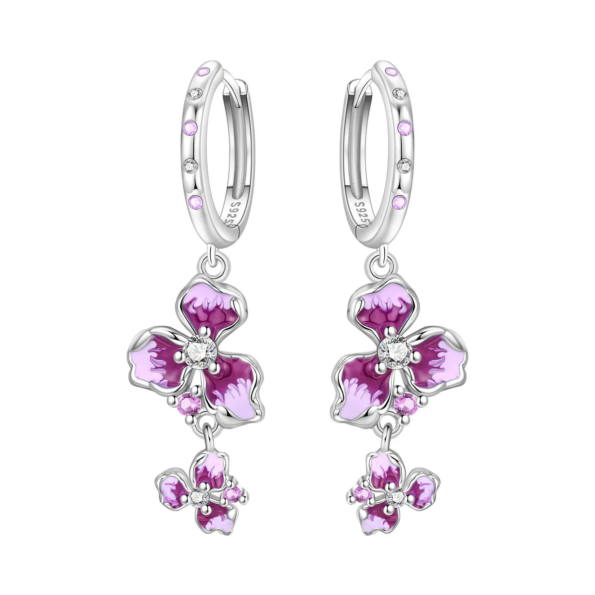 Panpoki Original Plata de Ley 925 floral earrings, silver jewelry featuring intricate flower design.