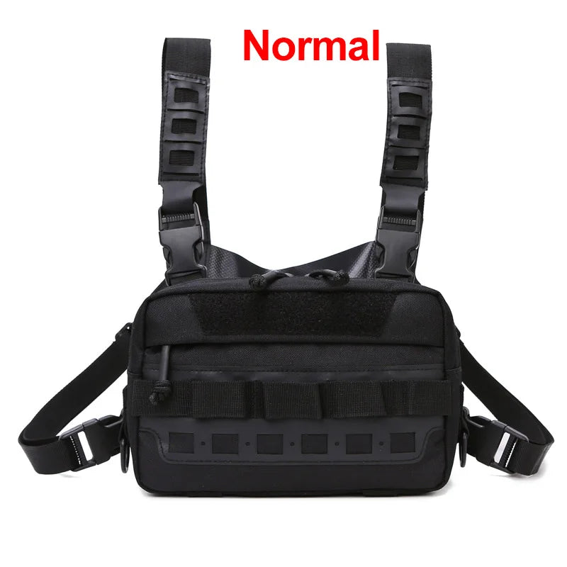 Men's tactical camping vest with multiple pockets and a green backpack, designed for outdoor adventures and camping by Corporación Turística.