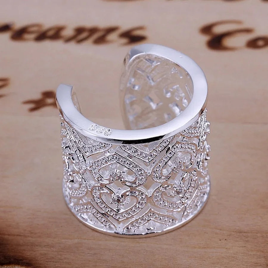 Silver 925 sterling ring from Corporación Turística with a sleek, polished design, showcasing fine jewelry craftsmanship.
