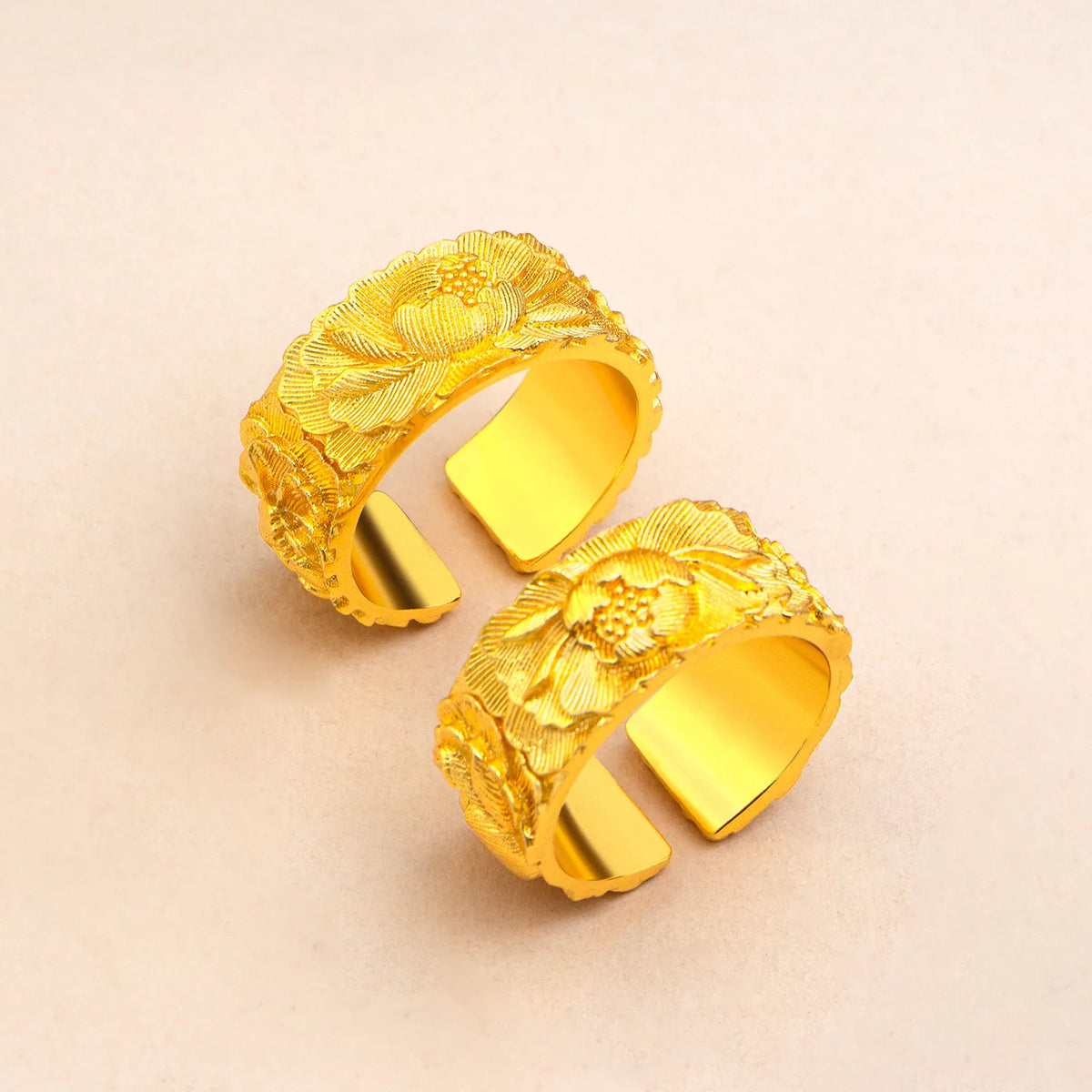 Open peony relief silver ring for women, featuring intricate floral design, by Corporación Turística.