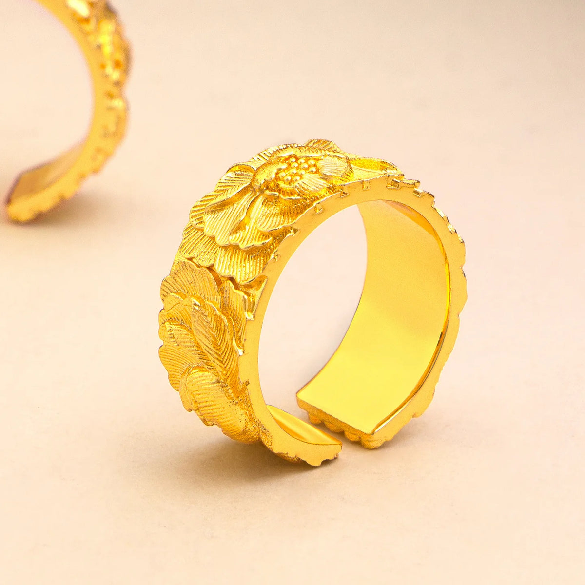 Open peony relief silver ring for women featuring intricate floral design, crafted by Corporación Turística.
