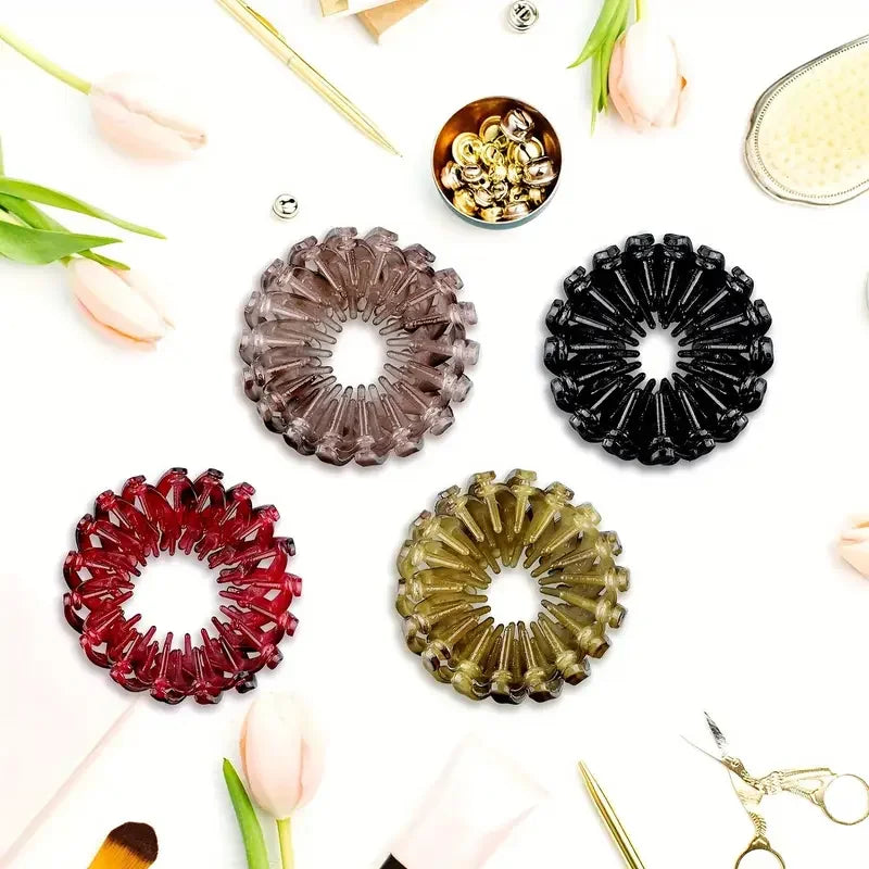 Fashionable red bird's nest hair clip from Corporación Turística, designed to hold hair securely with a stylish, nest-shaped design.