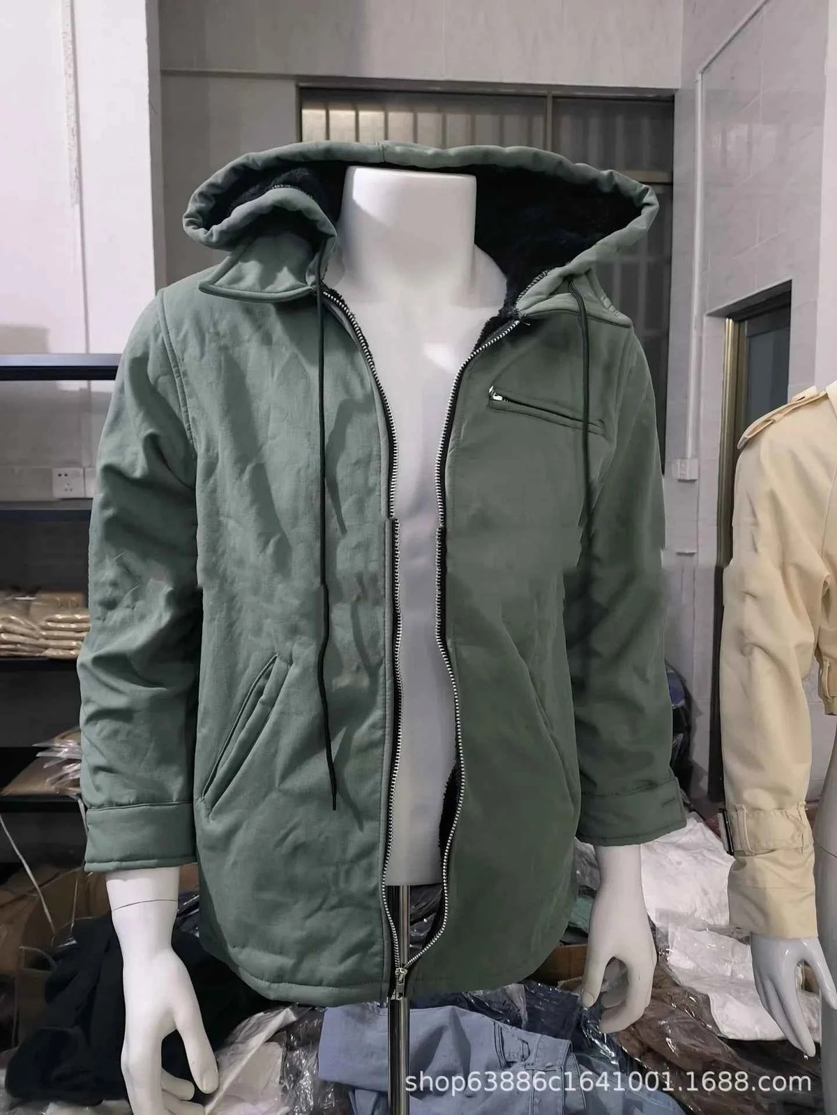 Gray men's winter wool jacket by Corporación Turística, stylish and warm, perfect for outdoor adventures.