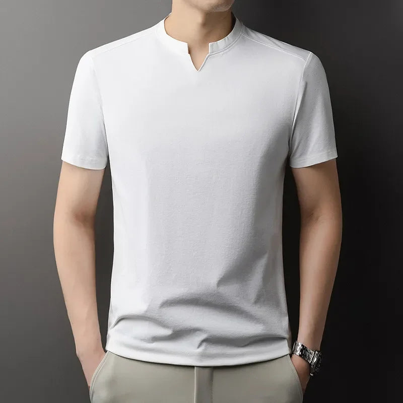 Black Korean V-neck men's casual summer T-shirt by Corporación Turística, breathable short-sleeve shirt in size S to 4XL.