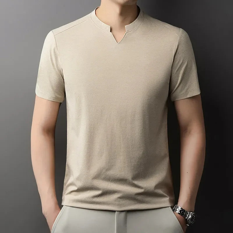 Black Korean V-neck T-shirt for men by Corporación Turística, casual summer short-sleeve shirt in size S to 4XL.