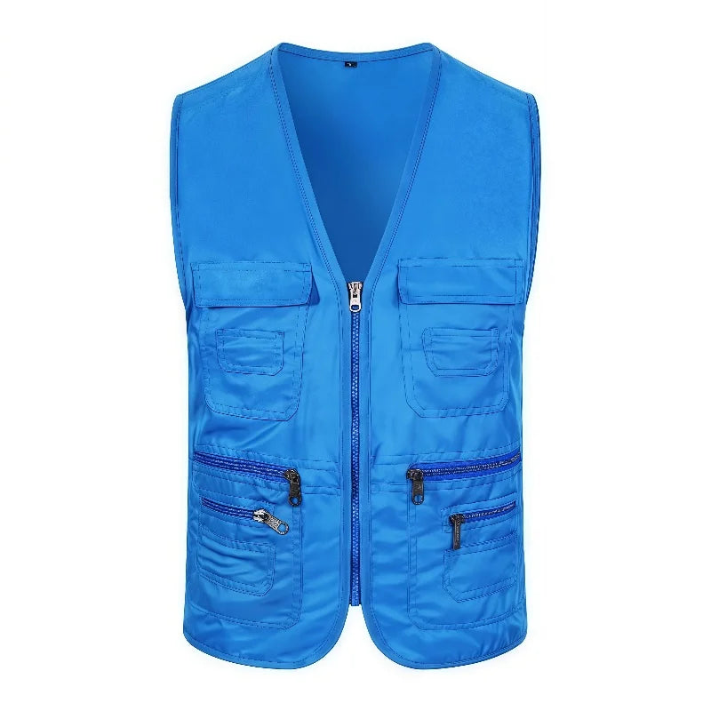 Men's multi-pocket tactical vest by Corporación Turística, breathable, suitable for fishing, photography, and outdoor activities.
