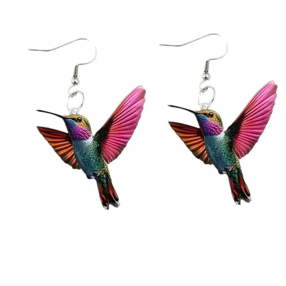 Acrílicos pendientes de colibrí con forma de ave colorida, estilo moderno y atractivo, diseñados por Corporación Turística.