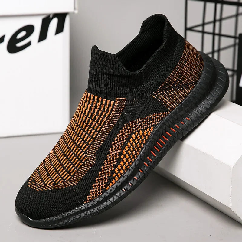 Lightweight men's walking shoes by Corporación Turística in white, featuring a comfortable design for everyday walking.