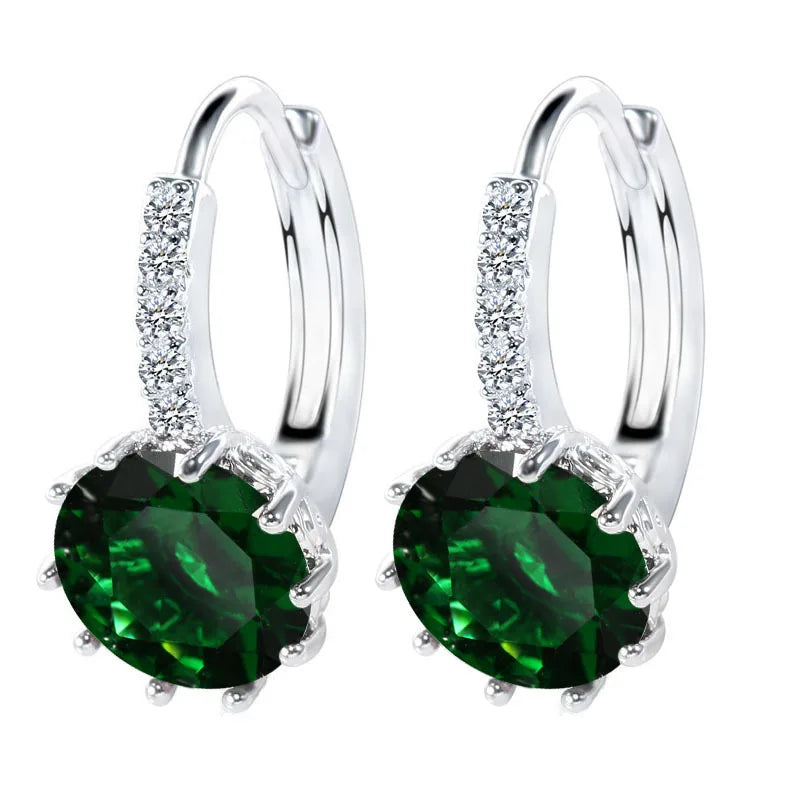 Silver 925 hoop earrings for women featuring authentic, polished silver hoops with a sleek, minimalist design.