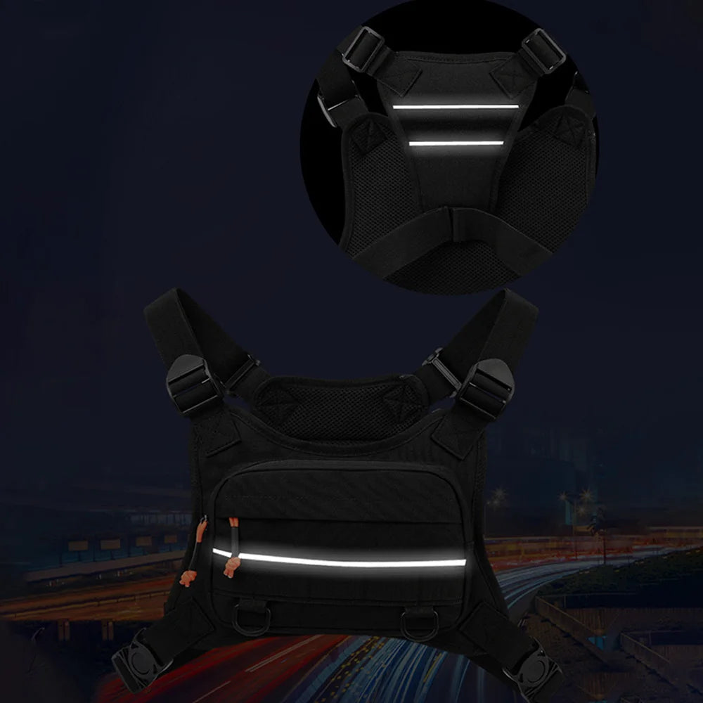 Tactical men's chest bag and front vest by Corporación Turística, featuring multiple compartments and durable material.