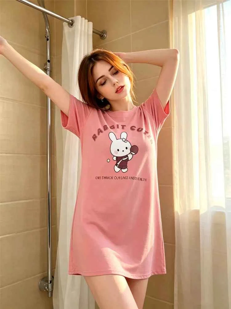 Qslziss cartoon print women's sleep camisón, soft and comfortable nightwear for all-year wear, featuring colorful animated designs.