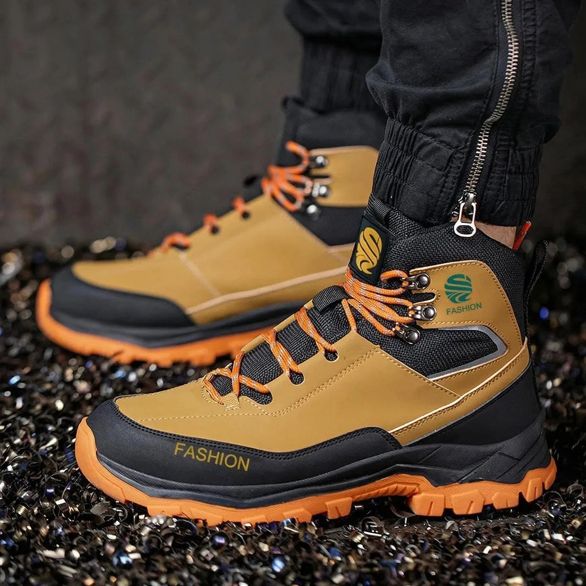 QUELERK men's safety work boots with steel toe, anti-perforation and anti-collision features, yellow leather construction.