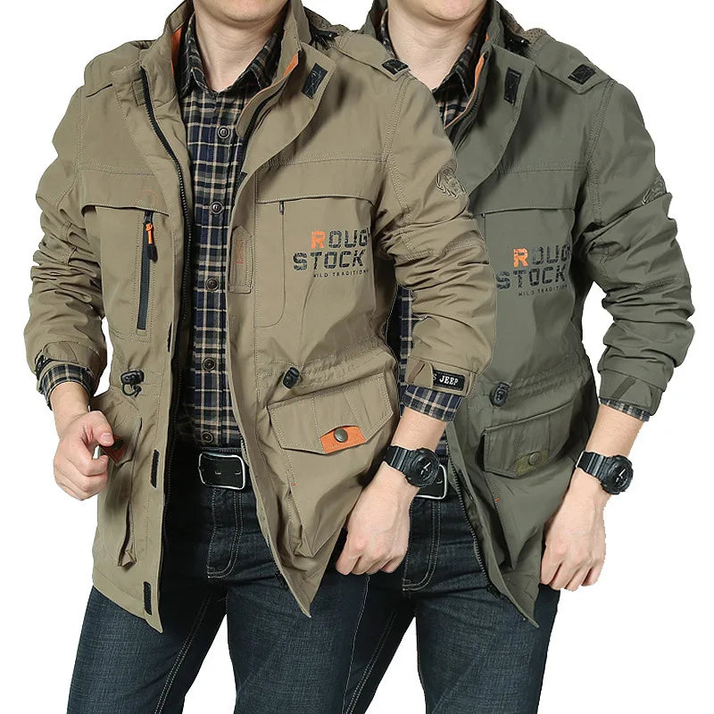 Rindu men's windproof tactical jacket in caqui, waterproof with hood, ideal for outdoor hiking and tactical activities.
